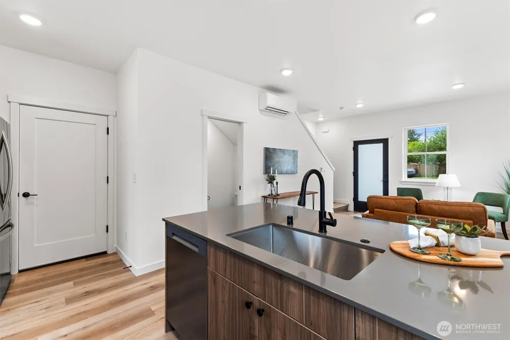 303 S 17th Street Lynden, WA 98264