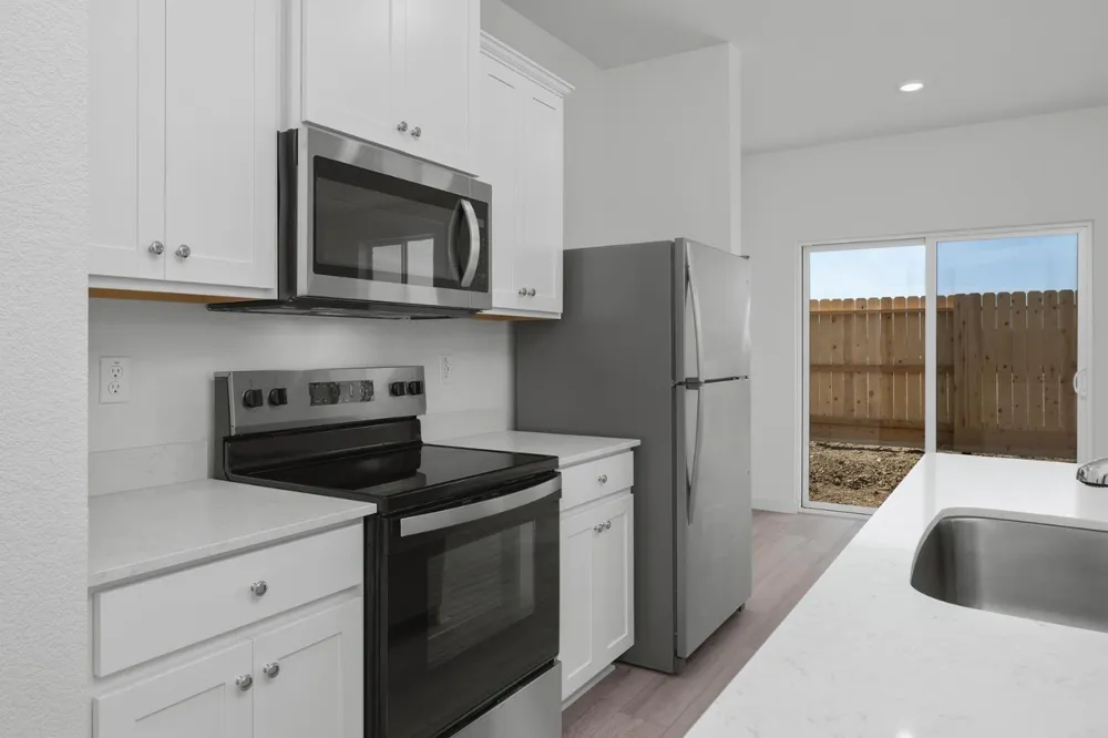 817 Helmsley Lane Patterson, CA 95363