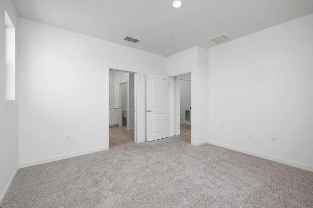 817 Helmsley Lane Patterson, CA 95363