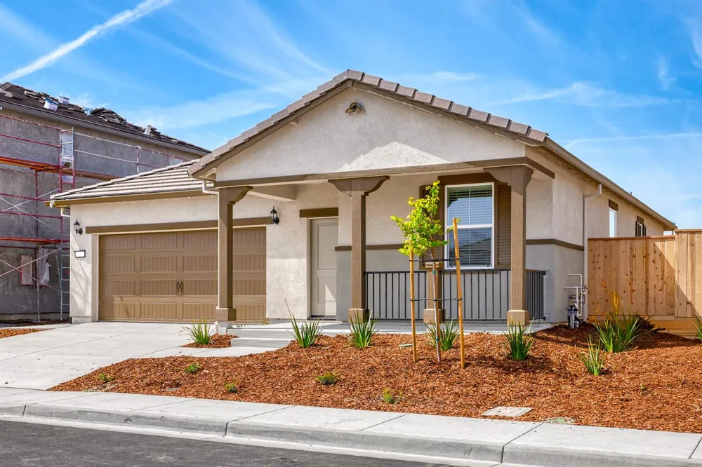 816 Helmsley Lane Patterson, CA 95363