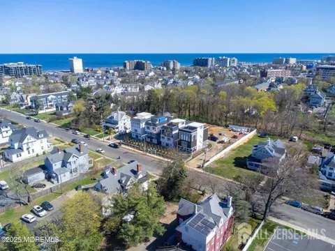 162 Franklin Avenue