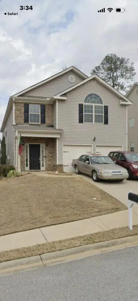 472 Lory Lane