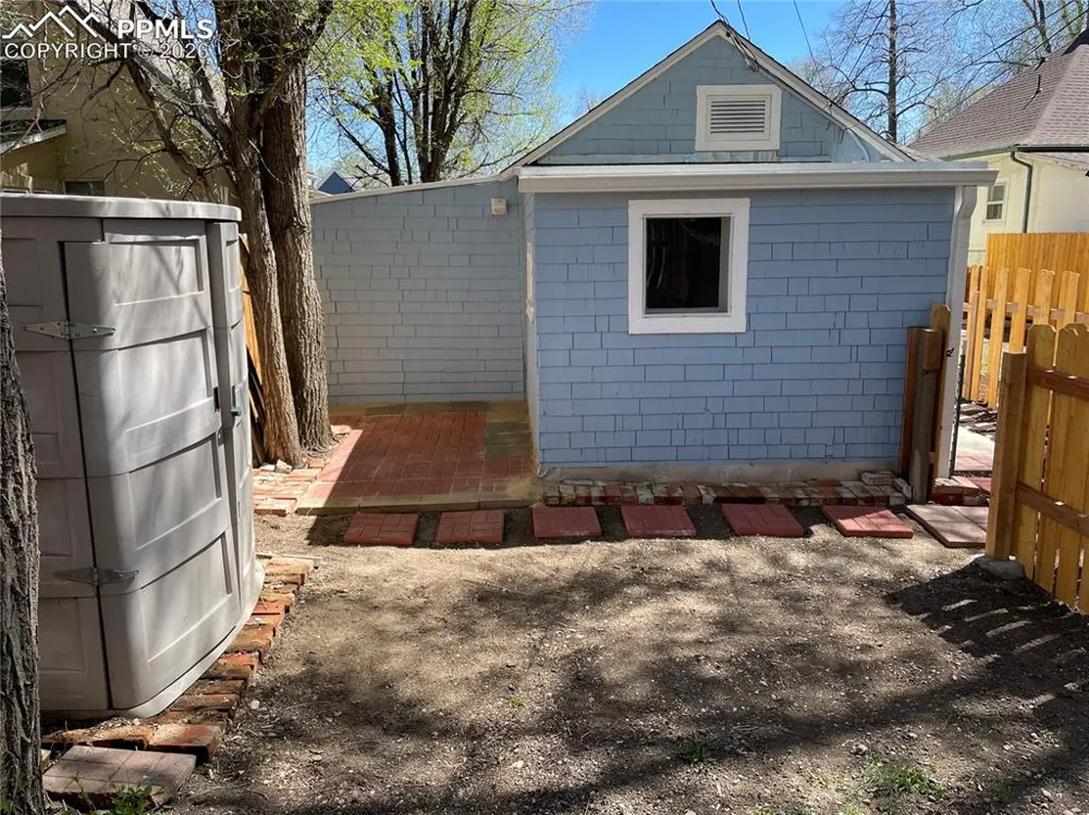 522 Spruce Street Colorado Springs, CO 80905