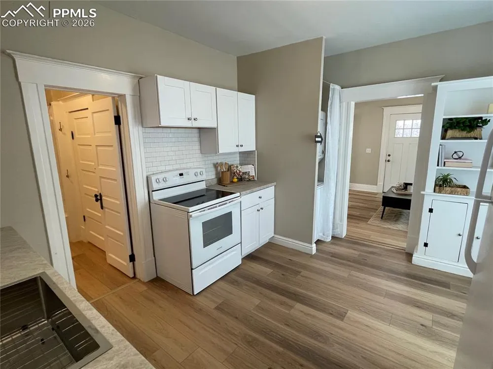 522 Spruce Street Colorado Springs, CO 80905