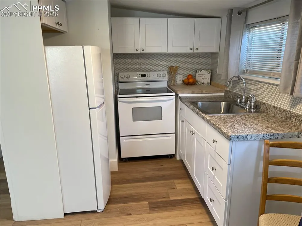 522 Spruce Street Colorado Springs, CO 80905