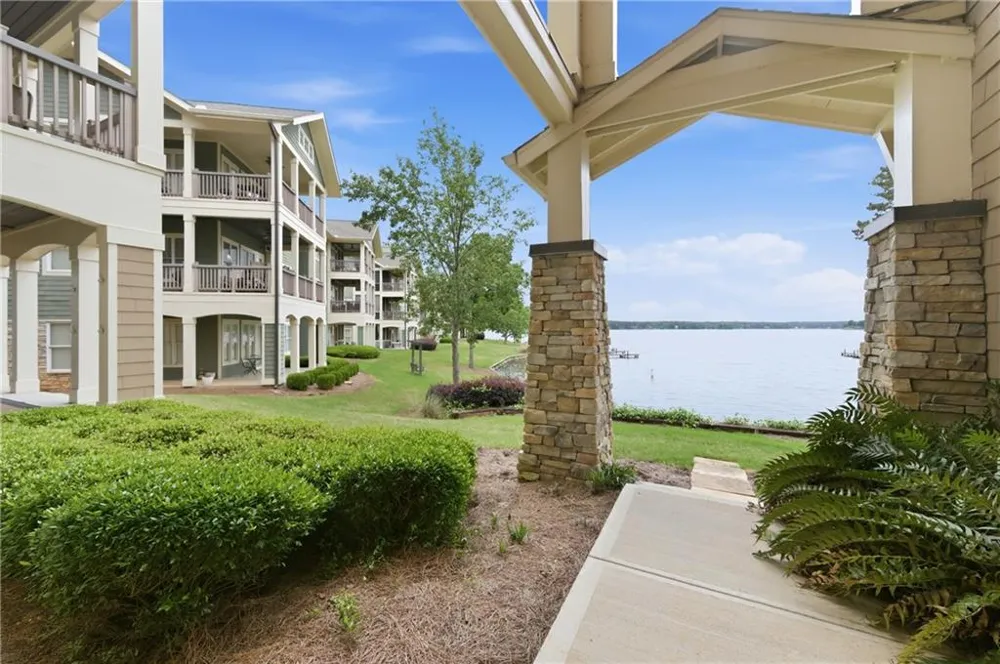 117 S Bay Road #402 Eatonton, GA 31024