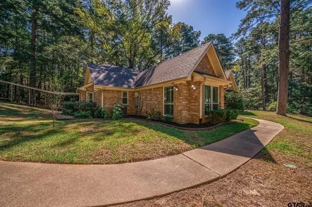 431 Gifford Street Rusk, TX 75785