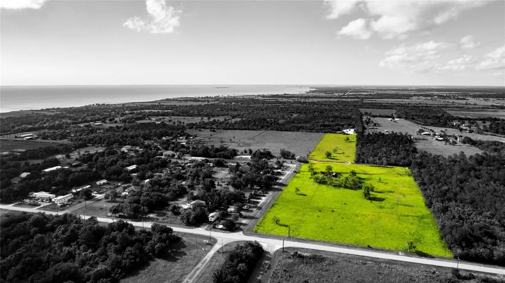 Eagle Road Anahuac, TX 77514