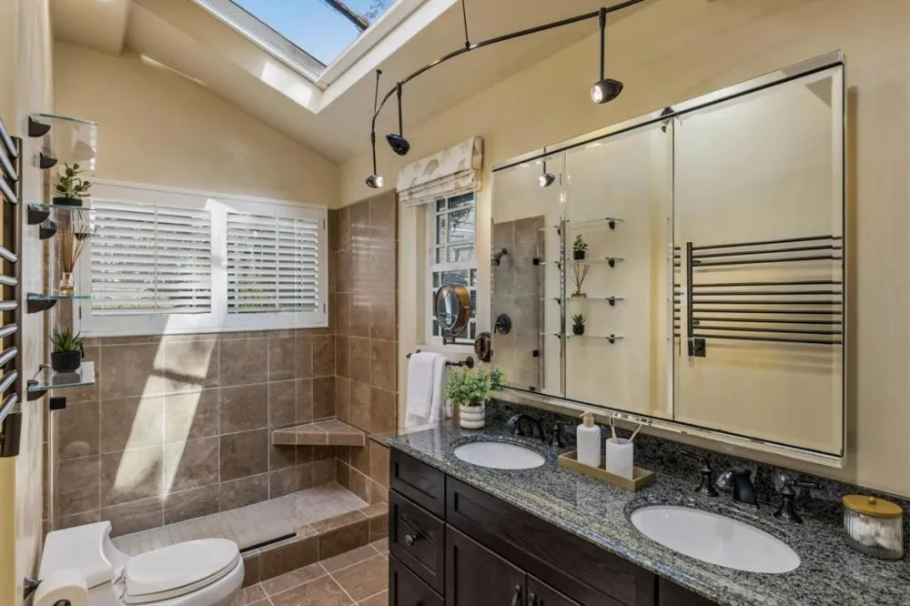SW Santa Rita 4 SW of Ocean Street Carmel, CA 93923