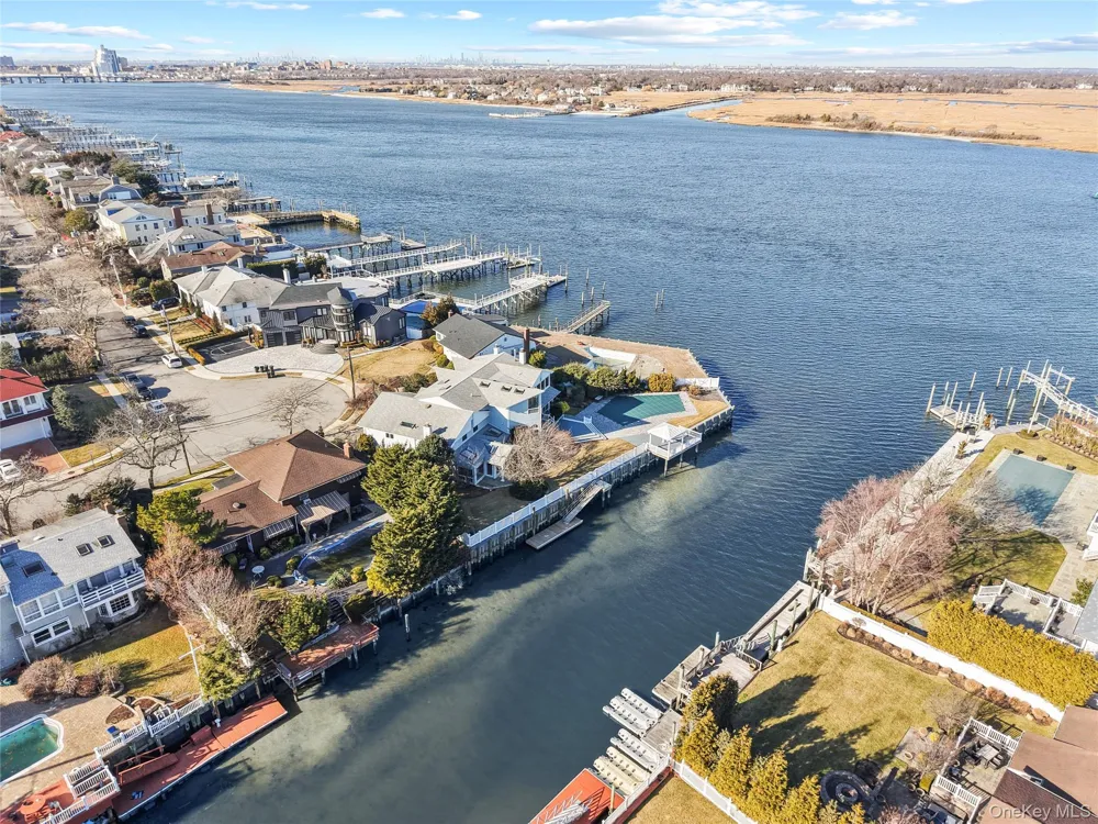 1416 Bay Atlantic Beach, NY 11509