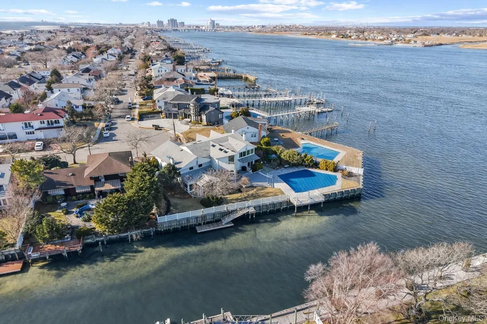 1416 Bay Atlantic Beach, NY 11509