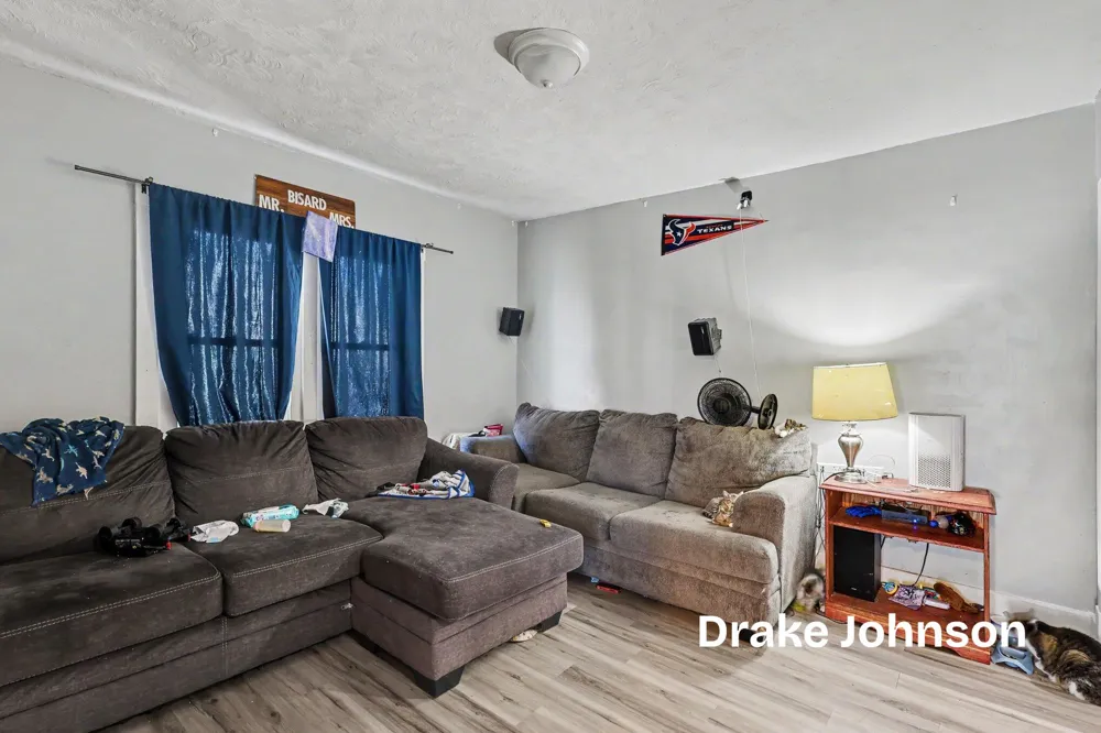 2022 Henry Street Muskegon, MI 49441