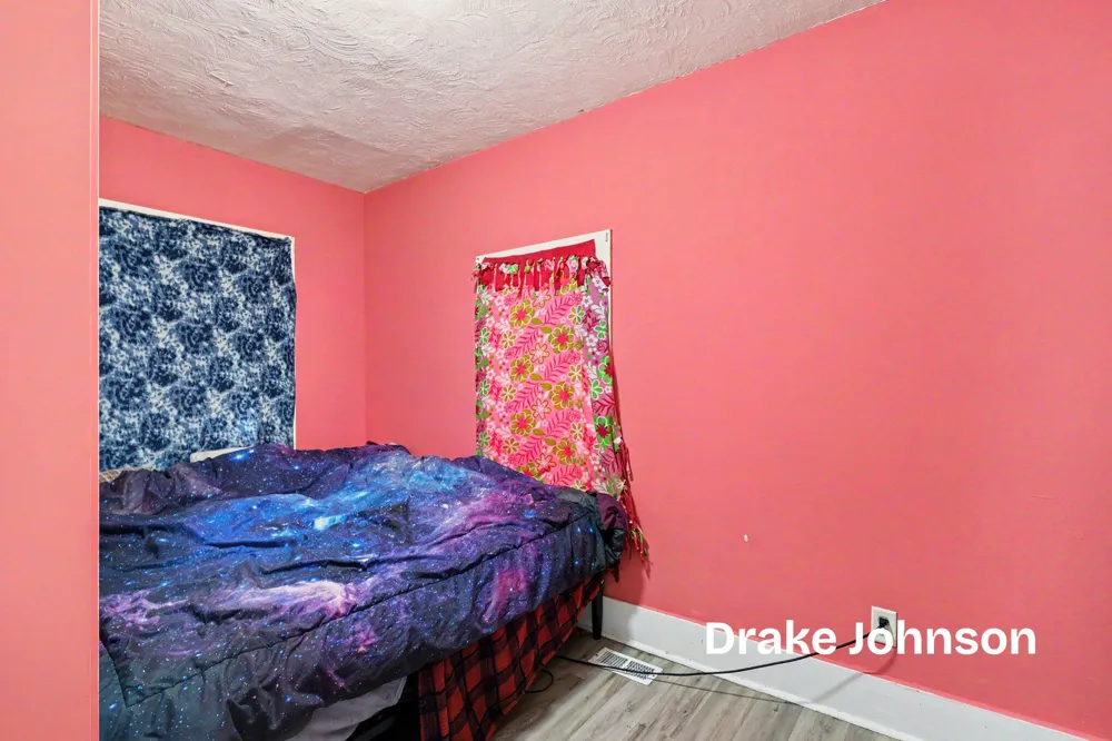 2022 Henry Street Muskegon, MI 49441