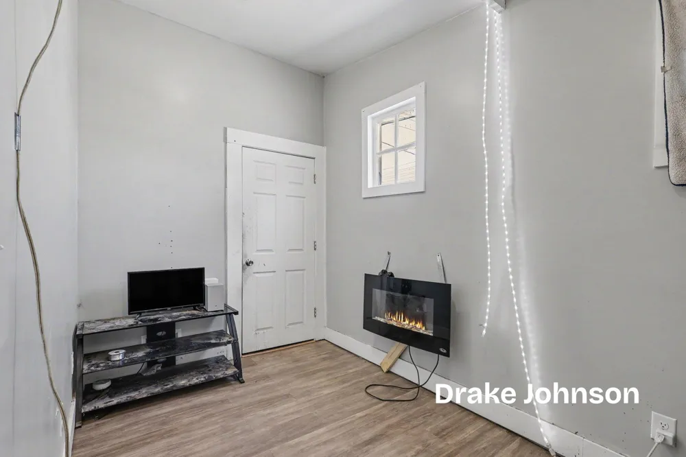2022 Henry Street Muskegon, MI 49441