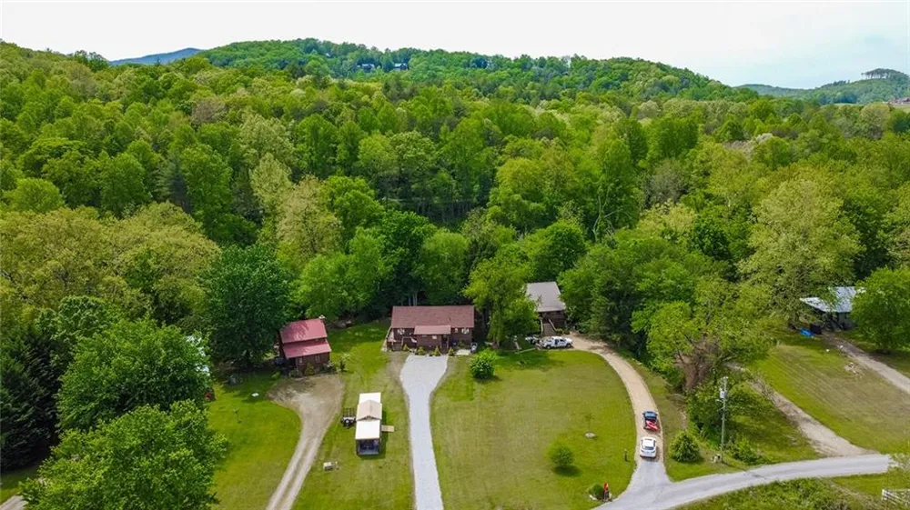 107 Litton Way Blairsville, GA 30512