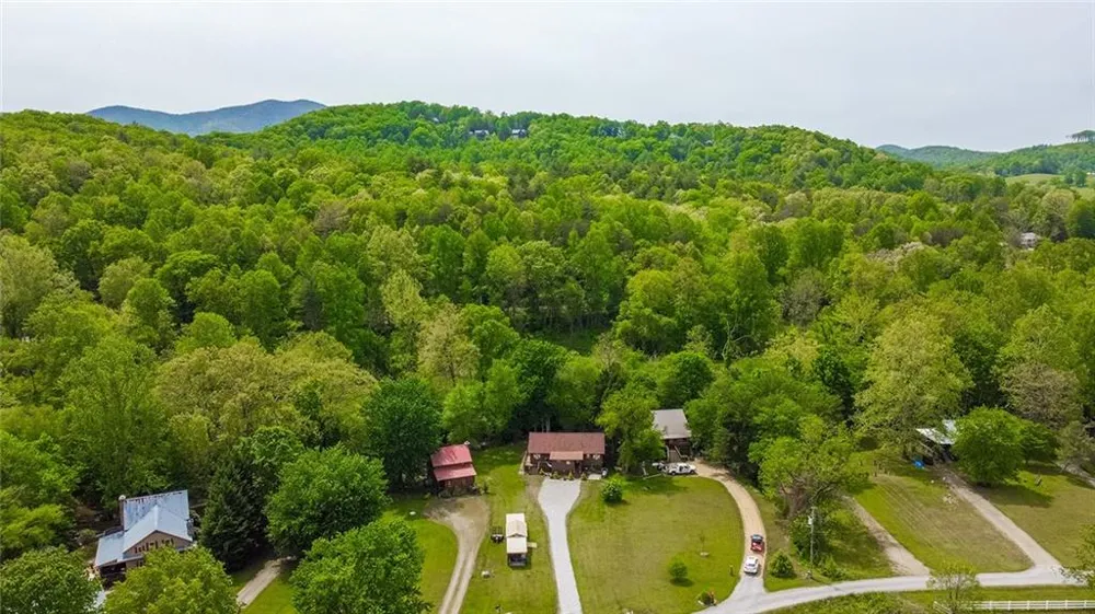 107 Litton Way Blairsville, GA 30512