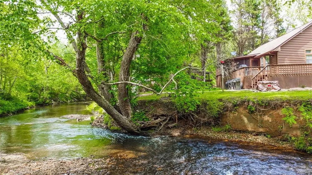 107 Litton Way Blairsville, GA 30512