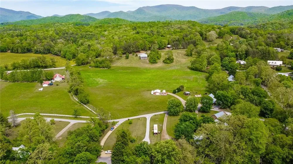 107 Litton Way Blairsville, GA 30512