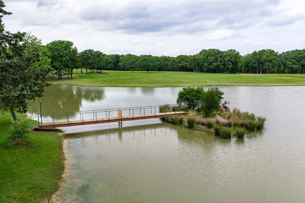 1050 Vz County Road 3704 Wills Point, TX 75169