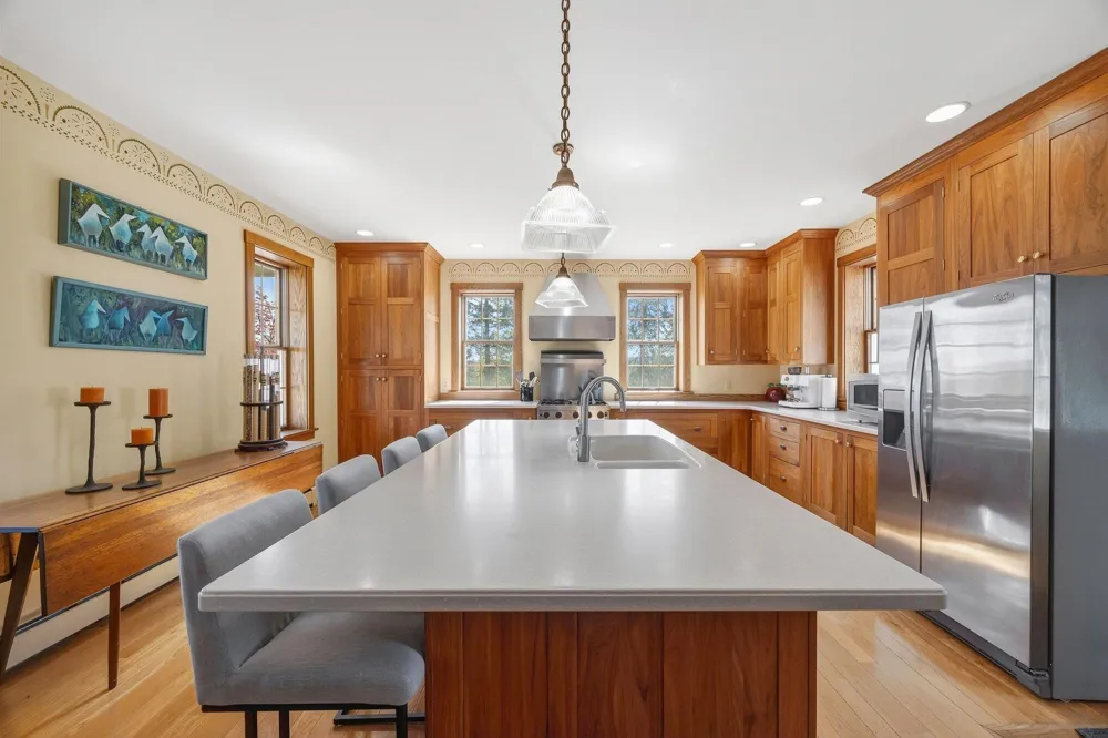 8885 Burmeister Road Saline, MI 48176
