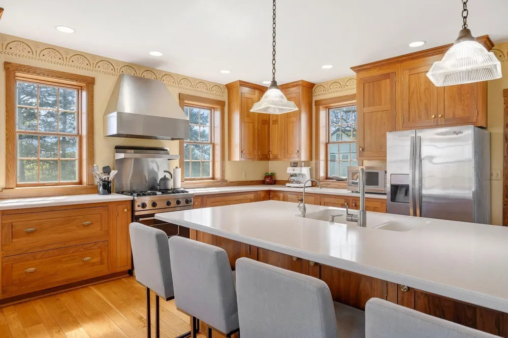 8885 Burmeister Road Saline, MI 48176