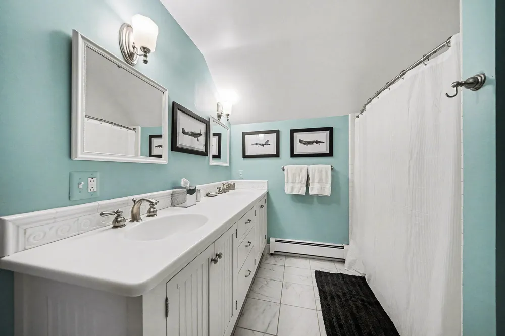 8885 Burmeister Road Saline, MI 48176