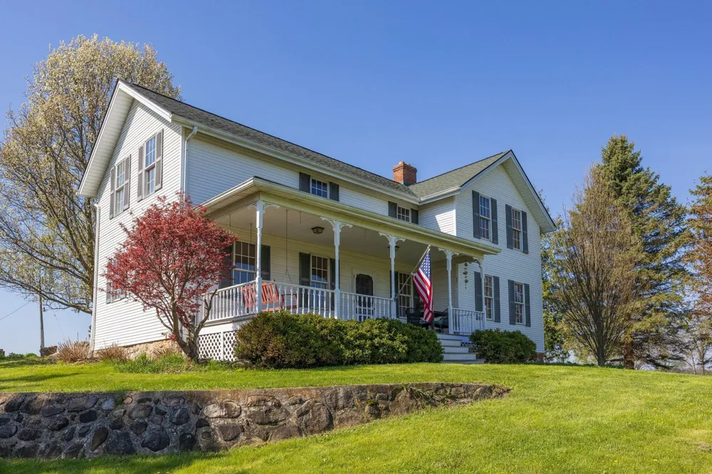 8885 Burmeister Road Saline, MI 48176