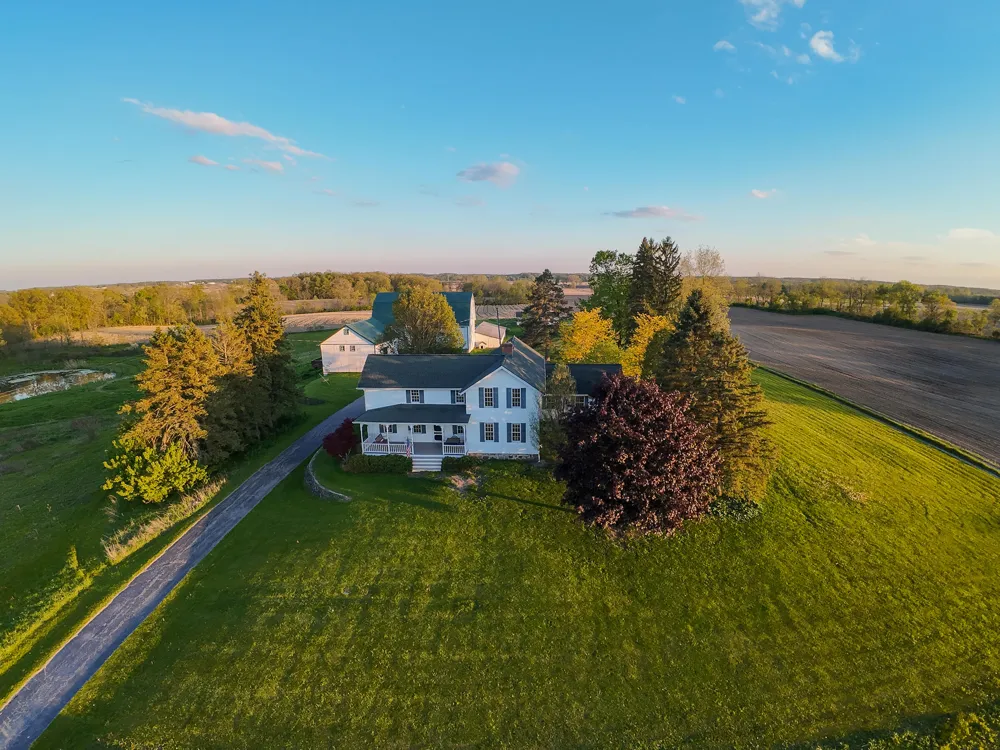 8885 Burmeister Road Saline, MI 48176