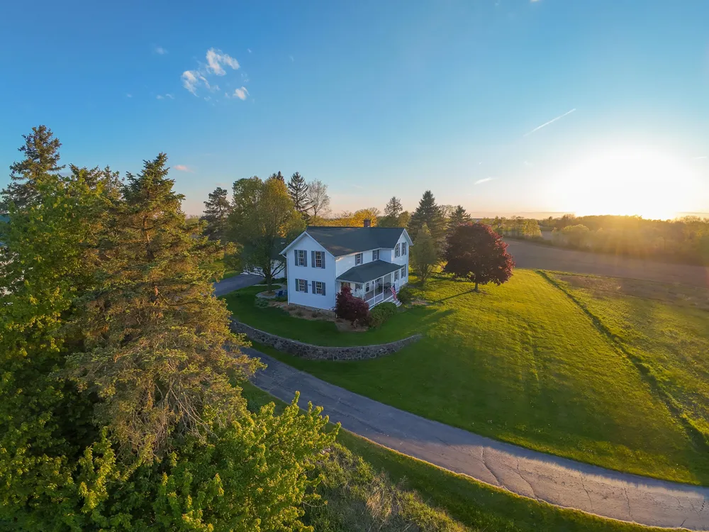 8885 Burmeister Road Saline, MI 48176