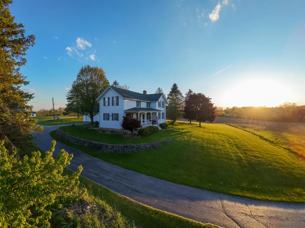 8885 Burmeister Road Saline, MI 48176