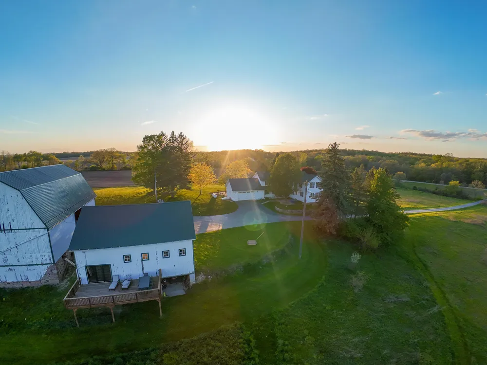 8885 Burmeister Road Saline, MI 48176