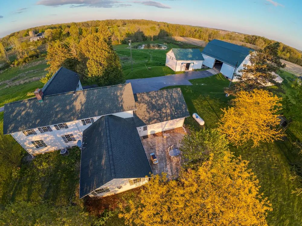 8885 Burmeister Road Saline, MI 48176