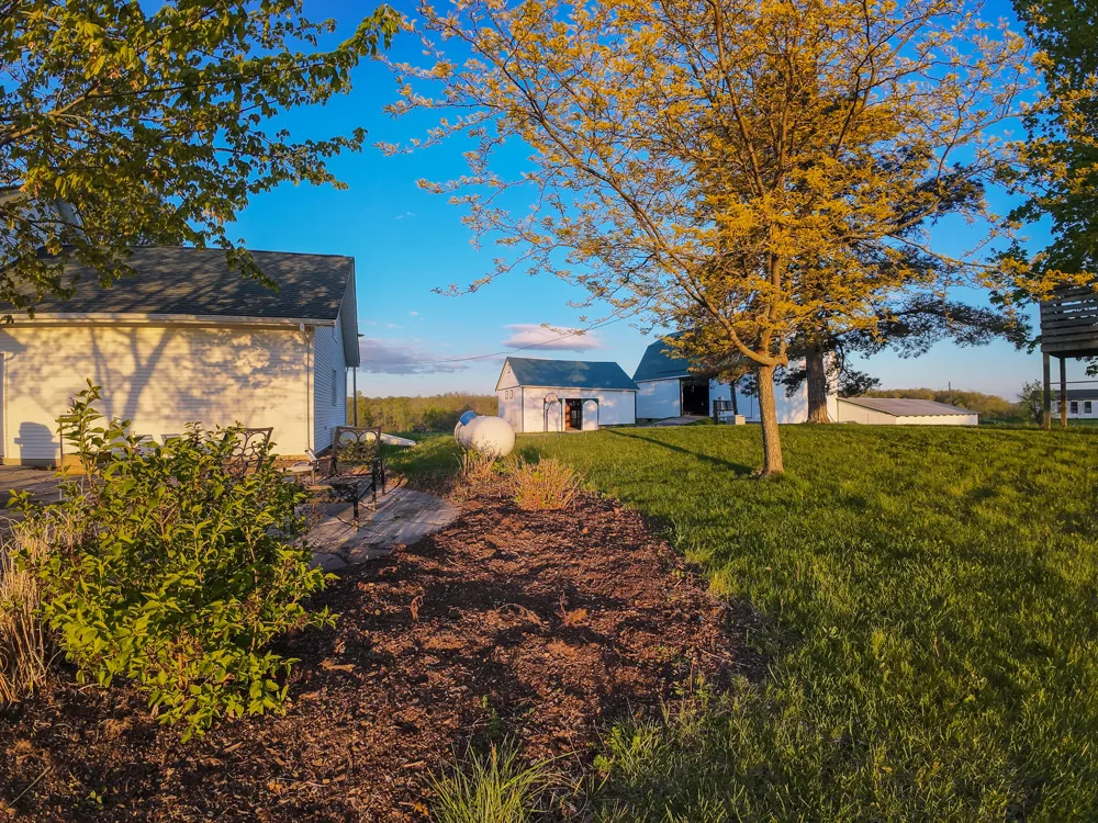 8885 Burmeister Road Saline, MI 48176