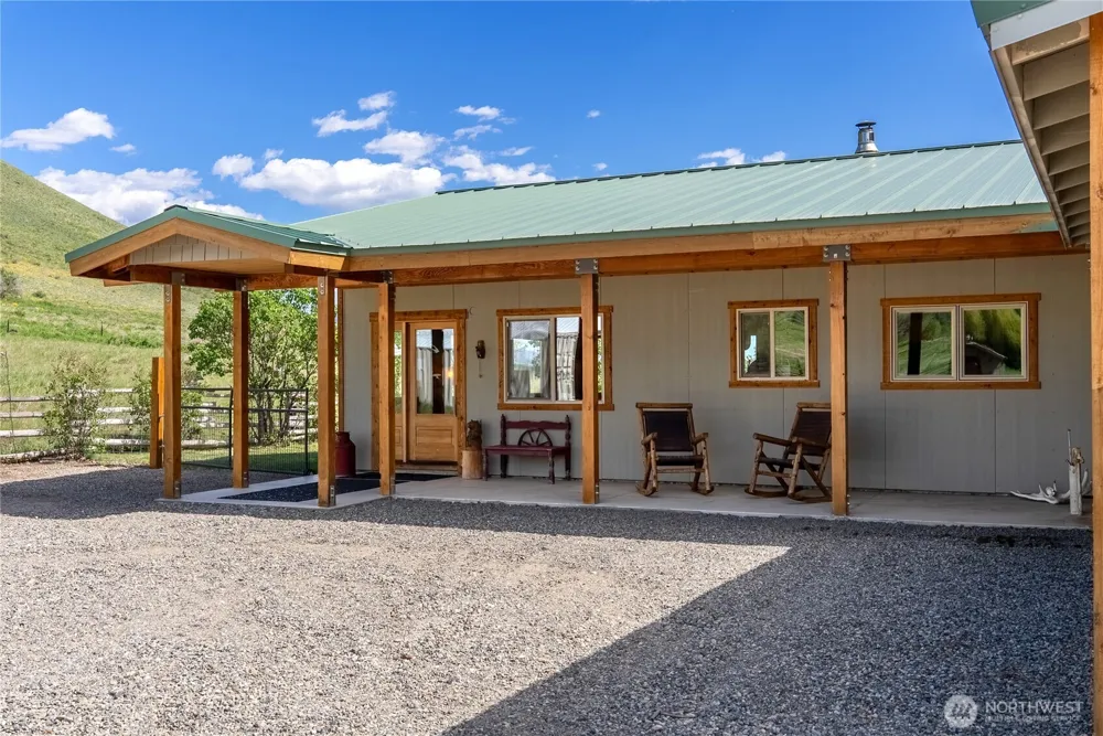 446 Rendezvous Road Winthrop, WA 98862