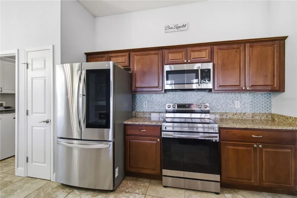 5104 52ND AVENUE W Bradenton, FL 34210
