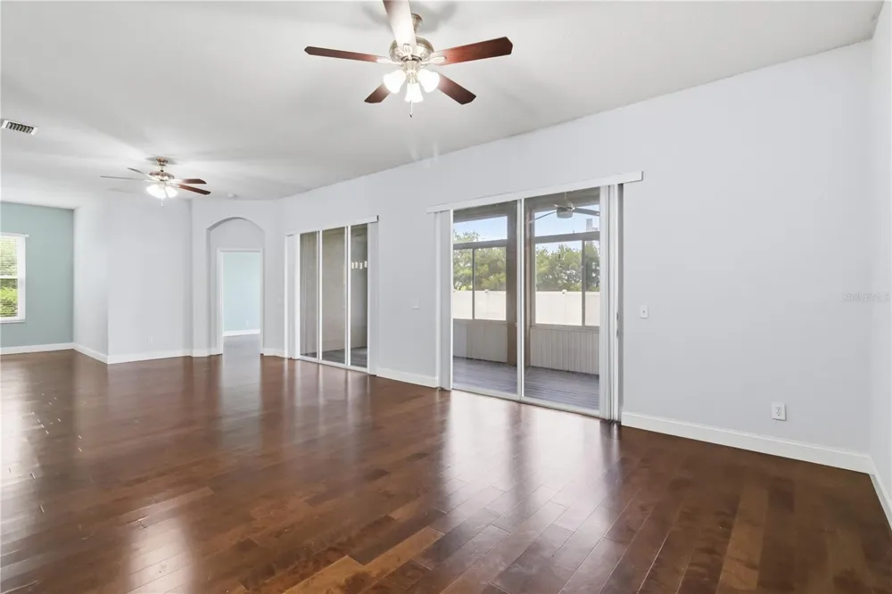5104 52ND AVENUE W Bradenton, FL 34210