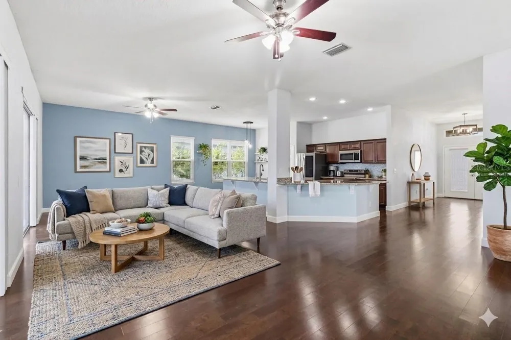 5104 52ND AVENUE W Bradenton, FL 34210