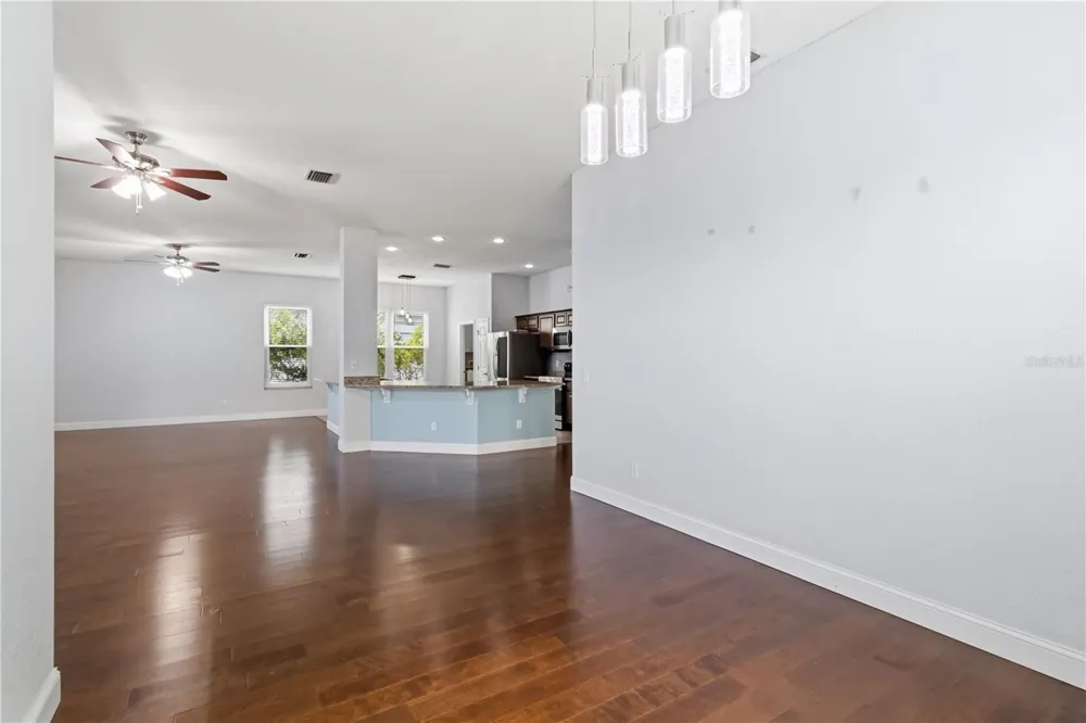 5104 52ND AVENUE W Bradenton, FL 34210