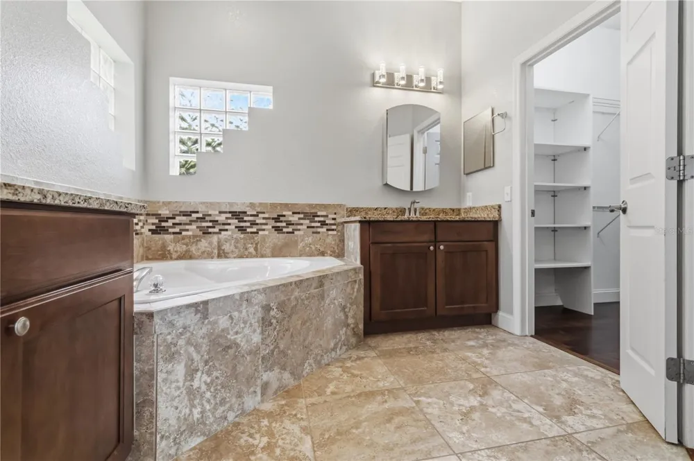 5104 52ND AVENUE W Bradenton, FL 34210
