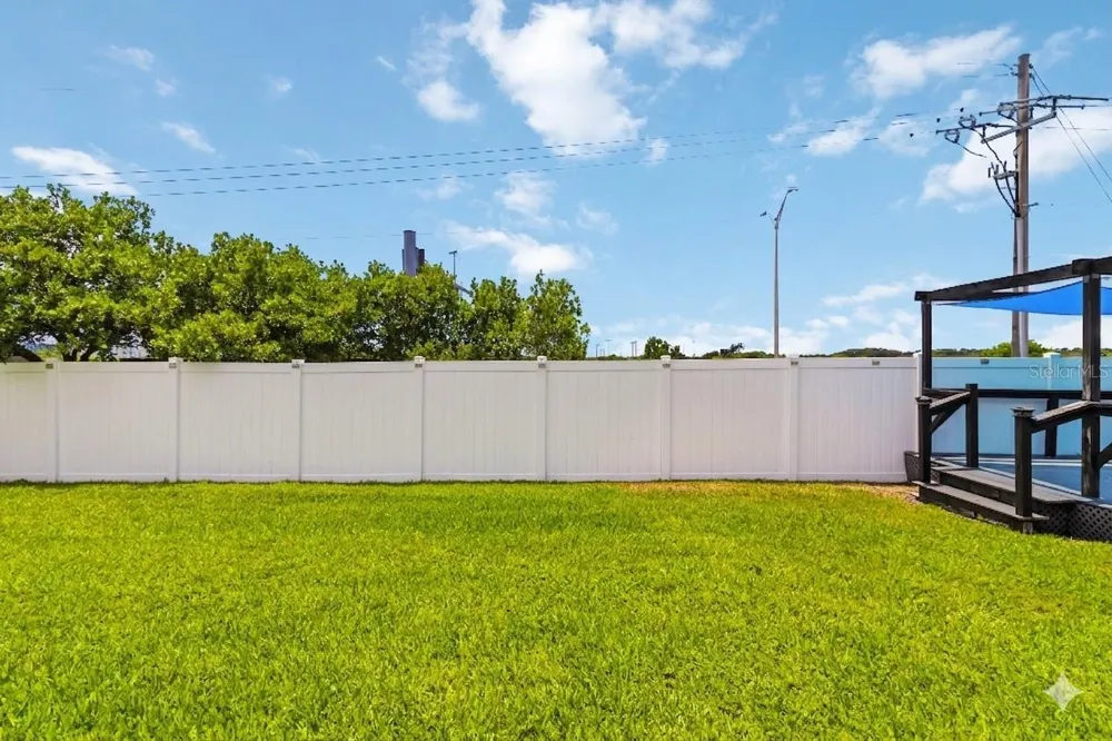5104 52ND AVENUE W Bradenton, FL 34210