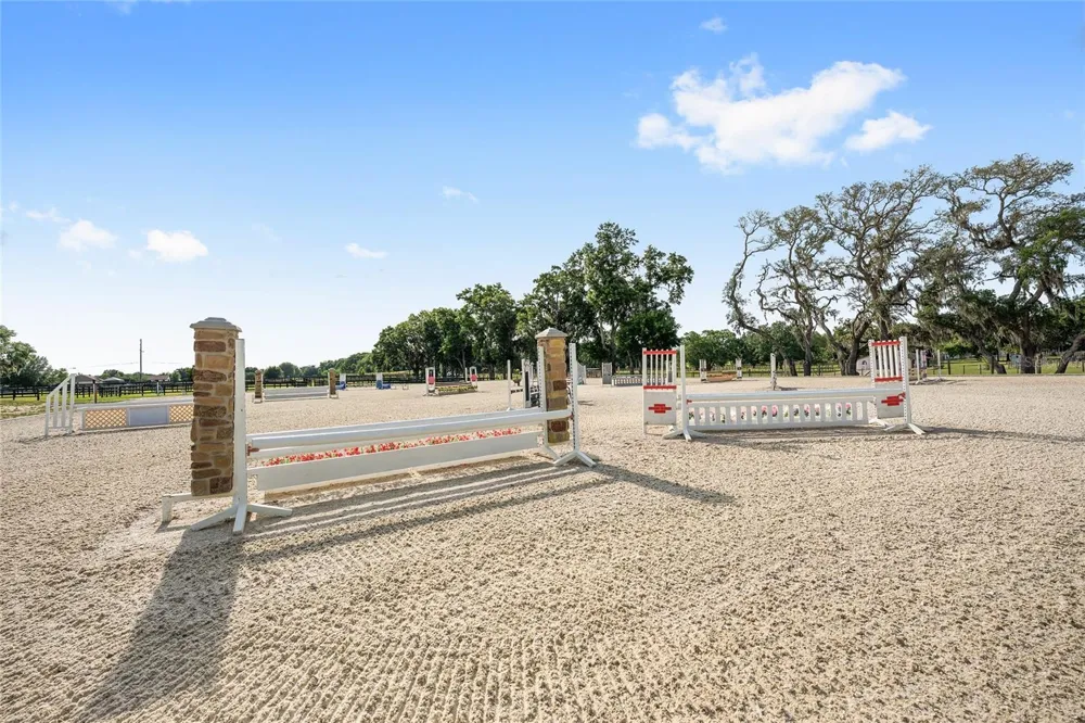 663 NW 80TH AVENUE ocala, FL 34482