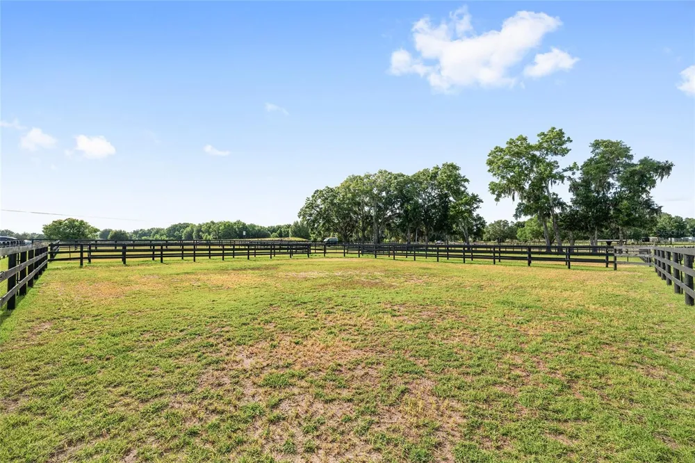 663 NW 80TH AVENUE ocala, FL 34482