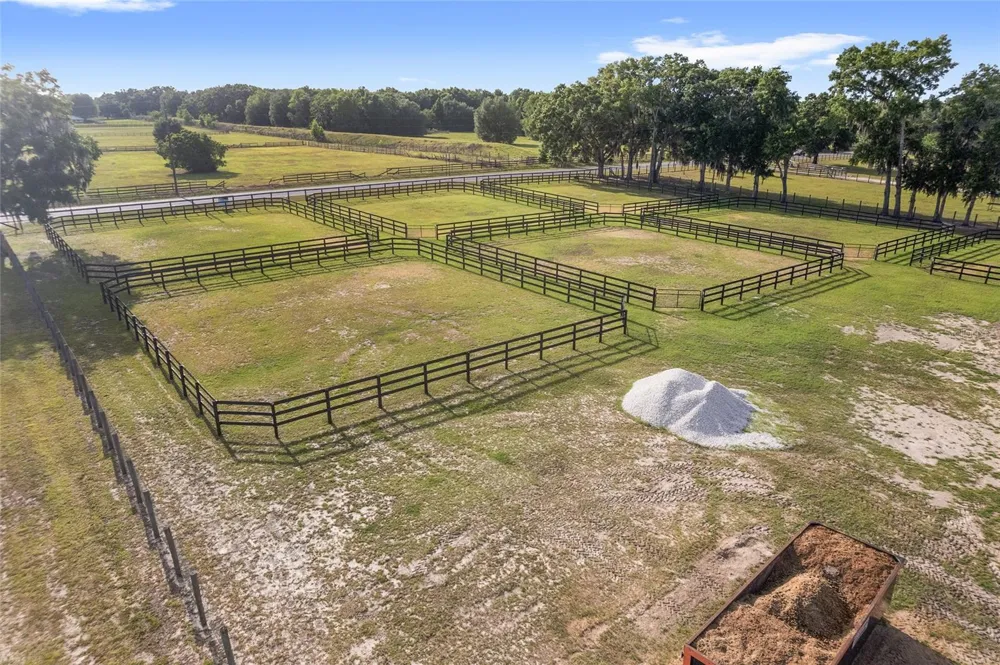 663 NW 80TH AVENUE ocala, FL 34482