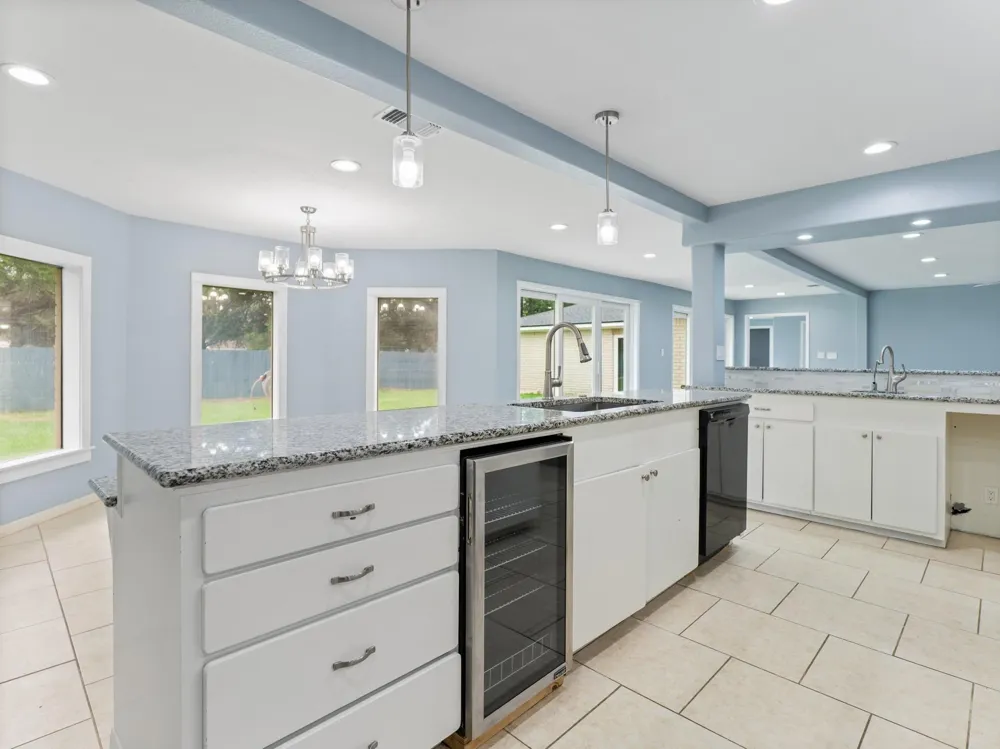 601 W 6th Street Bay City, TX 77414
