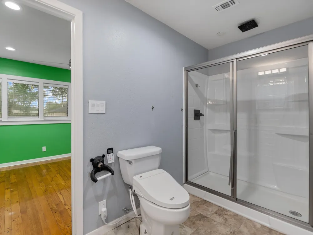 601 W 6th Street Bay City, TX 77414