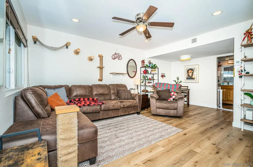 904 Amistad Court #C El Cajon, CA 92019