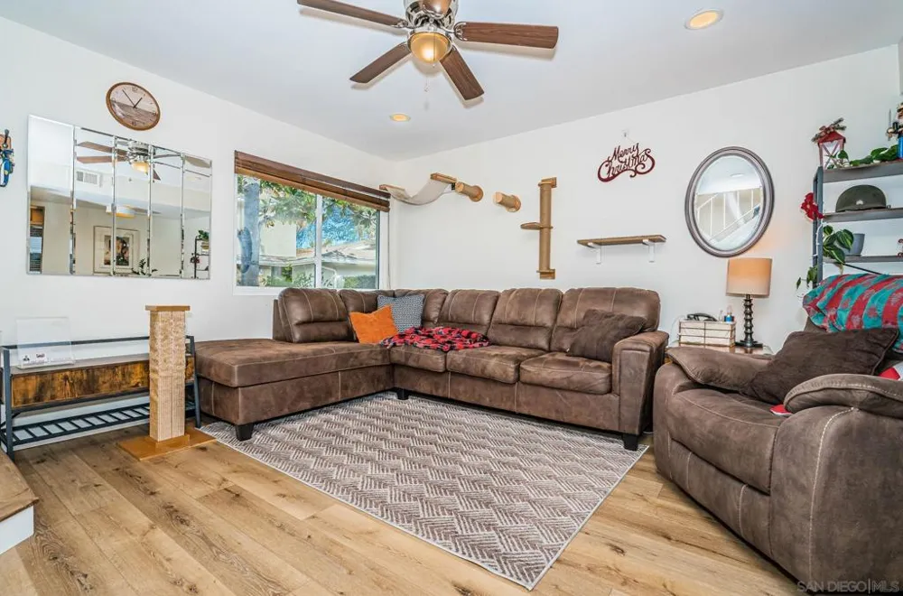904 Amistad Court #C El Cajon, CA 92019