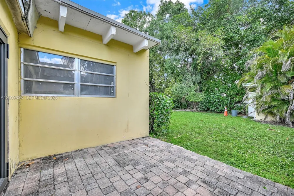 2225 SW 62nd Ct #2225 Miami, FL 33155