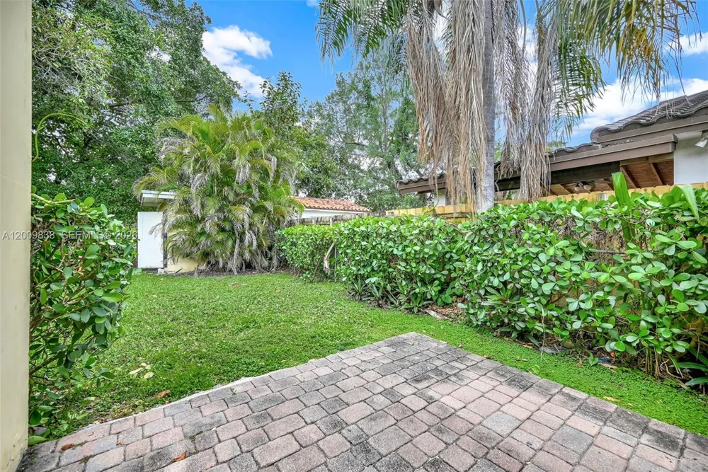 2225 SW 62nd Ct #2225 Miami, FL 33155