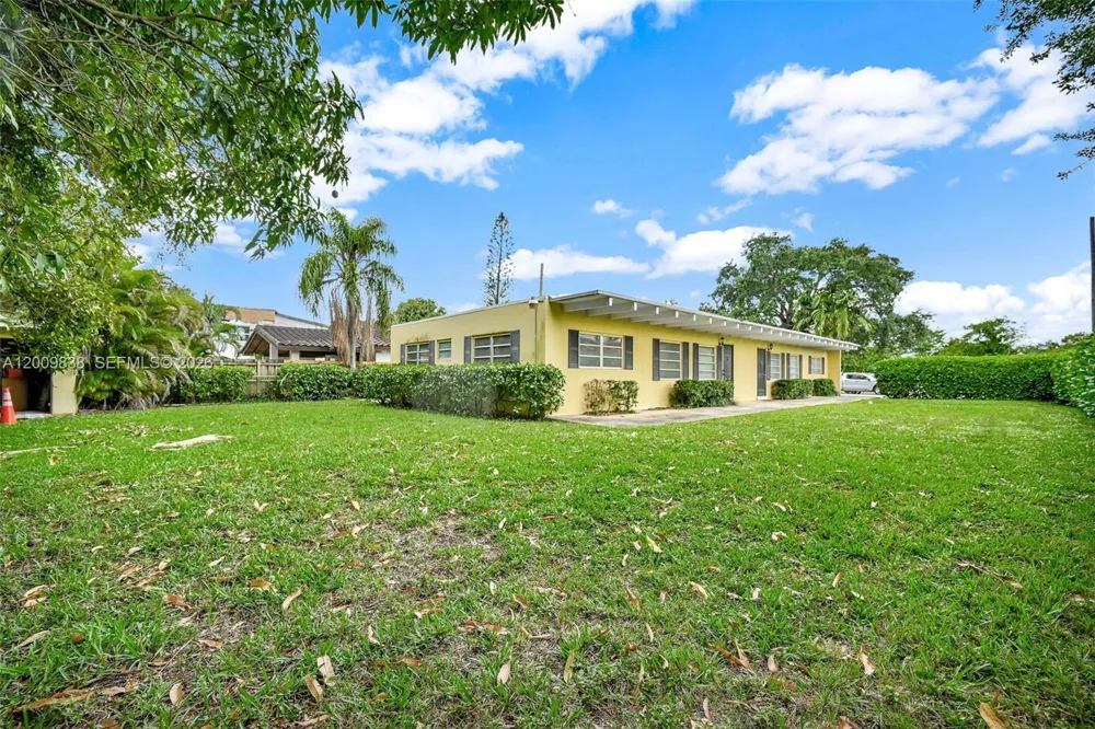 2225 SW 62nd Ct #2225 Miami, FL 33155